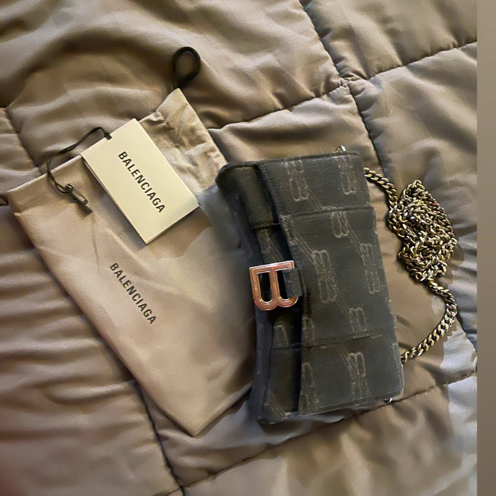Its a balenciaga with silver sling .
